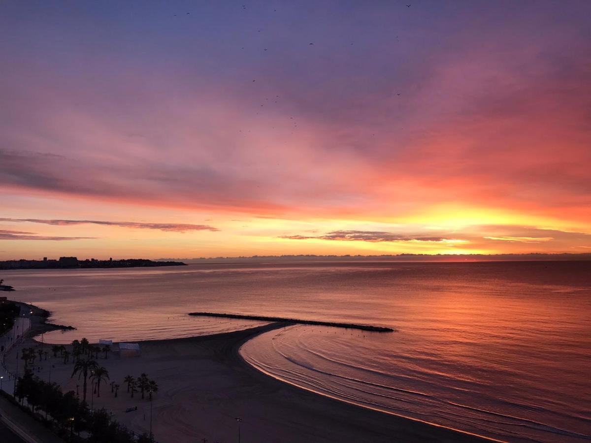 Apartamento Con Vistas Al Mar Primera Linea De Playa Del Postiguet Alicante Buitenkant foto