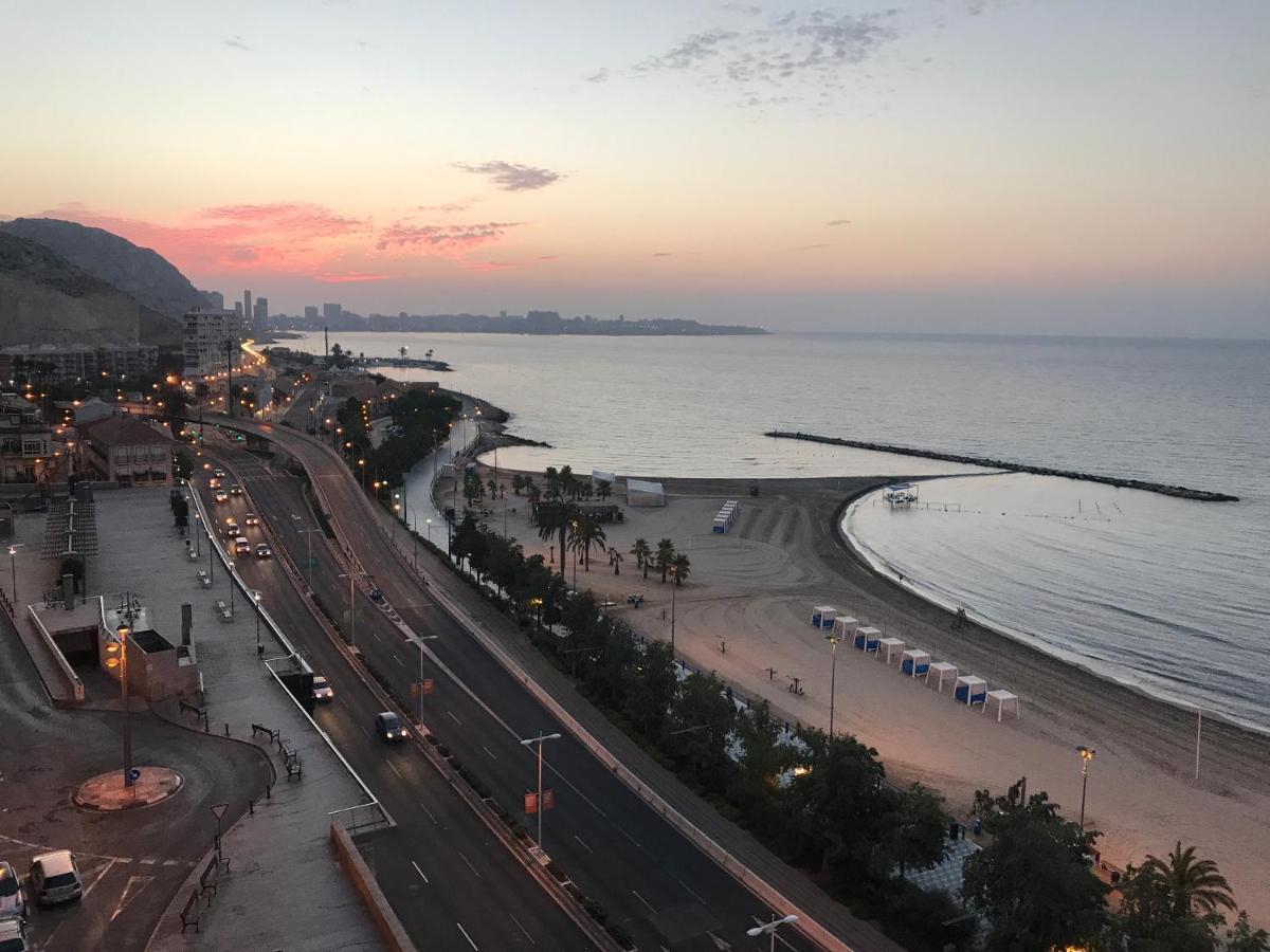 Apartamento Con Vistas Al Mar Primera Linea De Playa Del Postiguet Alicante Buitenkant foto