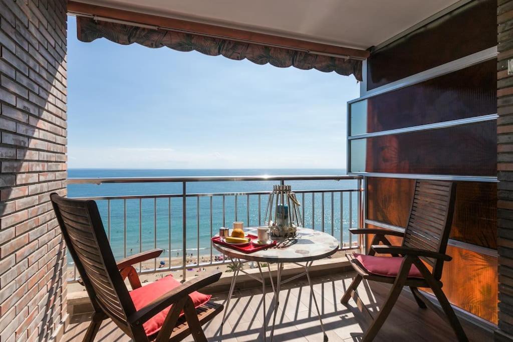 Apartamento Con Vistas Al Mar Primera Linea De Playa Del Postiguet Alicante Buitenkant foto