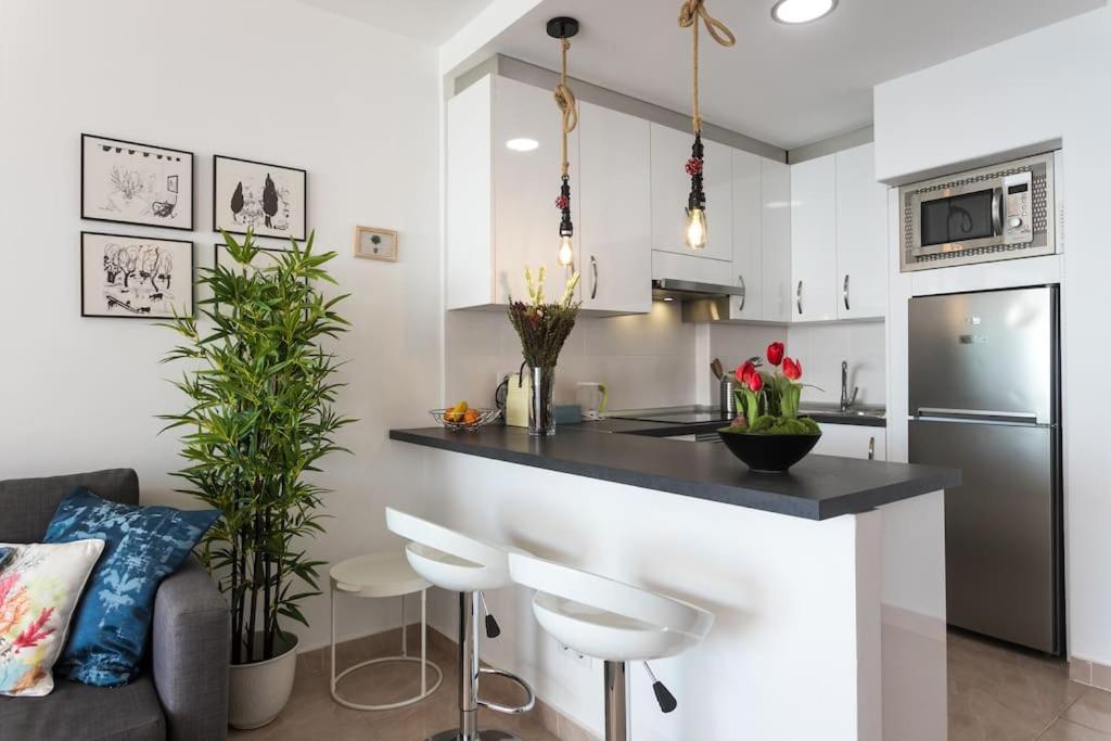Apartamento Con Vistas Al Mar Primera Linea De Playa Del Postiguet Alicante Buitenkant foto